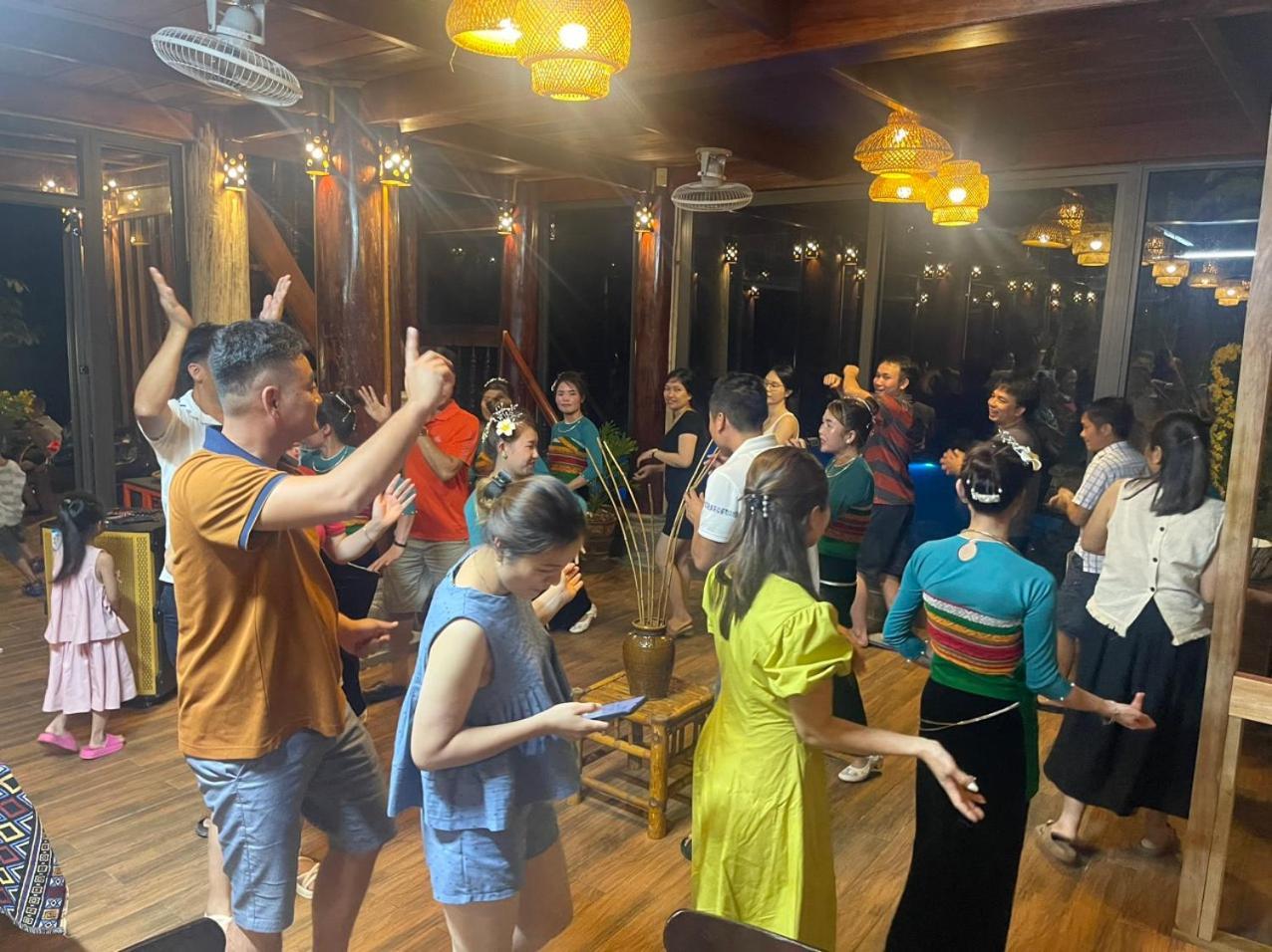 Pu Luong Sala Homestay Huong Ba Thuoc Kültér fotó